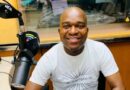 SABC Radio Presenter Sinethemba ‘Malungelo’ Nyawo o hlasela kgarebe ya gagwe ya mengwaga ye 5 mmeleng.